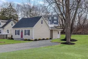 50 Peconic St, Selden, NY 11784 - Photo 4