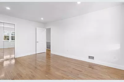 836 E 221st Street, Bronx, NY 10467 - Photo 24