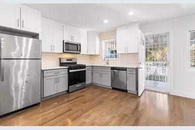 836 E 221st Street, Bronx, NY 10467 - Photo 16