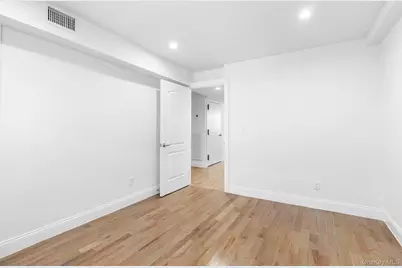 836 E 221st Street, Bronx, NY 10467 - Photo 10