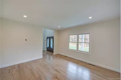 176 Southern Boulevard, Nesconset, NY 11767 - Photo 6