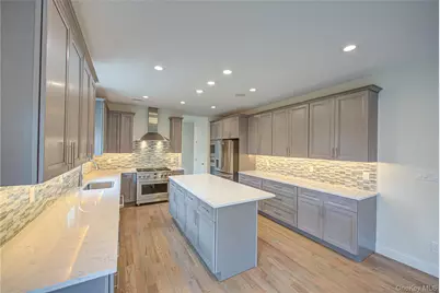 176 Southern Boulevard, Nesconset, NY 11767 - Photo 12