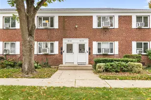 221-26 Manor Rd, Queens Village, NY 11427 - Photo 4