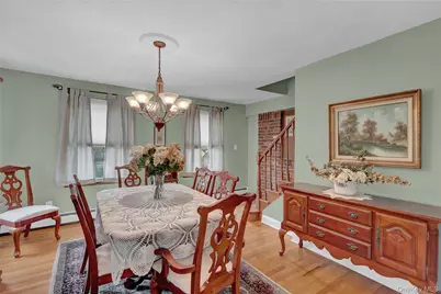 60 South Avenue, Smithtown, NY 11787 - Photo 12