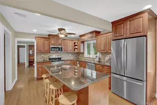 60 South Ave, Smithtown, NY 11787 - Photo 8