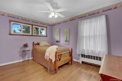 60 South Avenue, Smithtown, NY 11787 - Photo 20