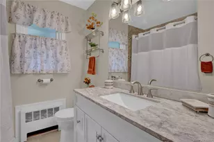 60 South Ave, Smithtown, NY 11787 - Photo 22