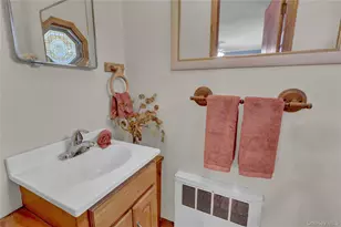 60 South Ave, Smithtown, NY 11787 - Photo 6