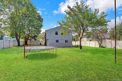 101 Miller Avenue, Central Islip, NY 11722 - Photo 6