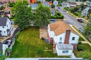 28 Elizabeth Ave, Hempstead, NY 11550 - Photo 32