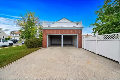 28 Elizabeth Avenue, Hempstead, NY 11550 - Photo 26