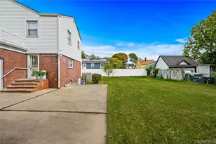 28 Elizabeth Ave, Hempstead, NY 11550 - Photo 28