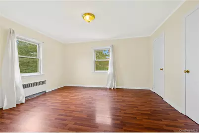 28 Elizabeth Avenue, Hempstead, NY 11550 - Photo 14