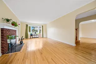 28 Elizabeth Ave, Hempstead, NY 11550 - Photo 4