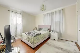 9507 239th St, Floral Park, NY 11001 - Photo 12