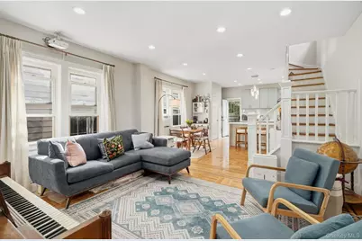 4331 Bruner Avenue, Bronx, NY 10466 - Photo 10