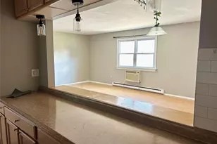 10 White Gate Rd, Wappingers Falls, NY 12590 - Photo 6