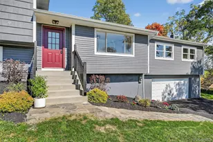 10 Elizabeth Dr, Wallkill, NY 12589 - Photo 4