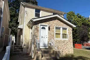 191-47 114th Dr, Saint Albans, NY 11412 - Photo 2