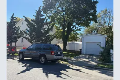 191-47 114th Drive, Saint Albans, NY 11412 - Photo 4