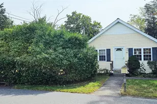 20 Miller Ave, East Moriches, NY 11940 - Photo 2