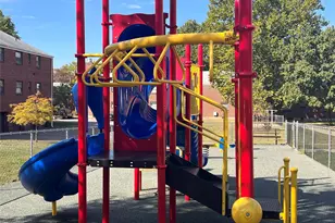 160-19 16th Ave, Whitestone, NY 11357 - Photo 16