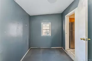 194-31 114th Rd, Saint Albans, NY 11412 - Photo 8