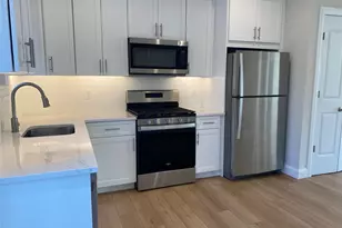 515 Jackson Ave, Lindenhurst, NY 11757 - Photo 4