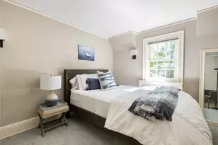 50 Eakins Rd, Manhasset, NY 11030 - Photo 18