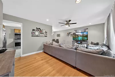 7 Manhattan Avenue, Middletown, NY 10940 - Photo 4