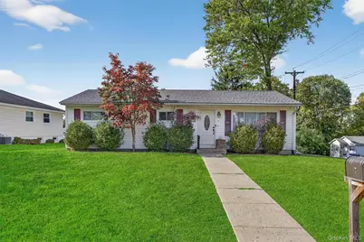 7 Manhattan Avenue, Middletown, NY 10940 - Photo 2