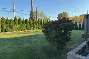 12 Hilton Ct, Hicksville, NY 11801 - Photo 26