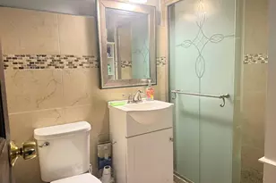 12 Hilton Ct, Hicksville, NY 11801 - Photo 20