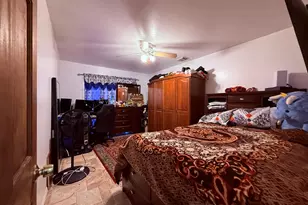 12 Hilton Ct, Hicksville, NY 11801 - Photo 10