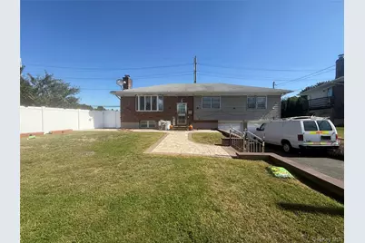 12 Hilton Court, Hicksville, NY 11801 - Photo 30