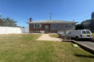 12 Hilton Ct, Hicksville, NY 11801 - Photo 30