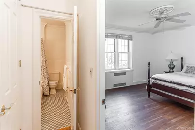 3 Midland Gardens #3K, Bronxville, NY 10708 - Photo 12