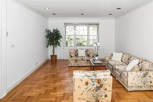 3 Midland Gardens, Bronxville, NY 10708 - Photo 4