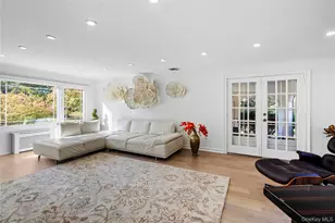 897 Ripley Ln, Muttontown, NY 11771 - Photo 14