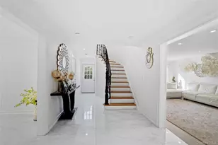 897 Ripley Ln, Muttontown, NY 11771 - Photo 4