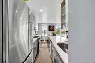 610 Waring, Bronx, NY 10467 - Photo 8