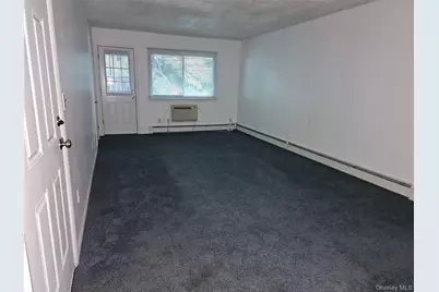 321 Titusville Rd - 128, Poughkeepsie, NY 12603 - Photo 4