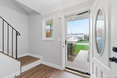 2733 Schleigel Boulevard, Amityville, NY 11701 - Photo 4