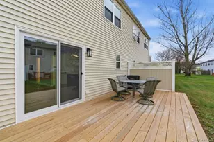 2733 Schleigel Blvd, Amityville, NY 11701 - Photo 22