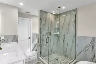 22 Cheshire Ave, Syosset, NY 11791 - Photo 24