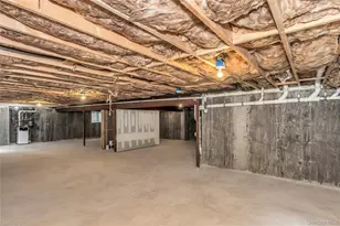 22 Cheshire Ave, Syosset, NY 11791 - Photo 30