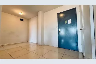 43-10 Kissena Boulevard #7J, Flushing, NY 11355 - Photo 4