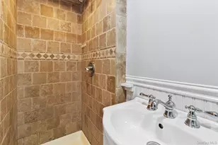 11 Crawford St, Yonkers, NY 10705 - Photo 20