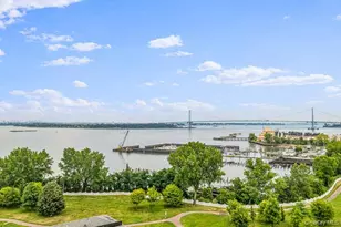 122-16 Powells Cove Blvd, College Point, NY 11356 - Photo 20