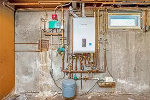 342 Lucille Ave, Elmont, NY 11003 - Photo 18